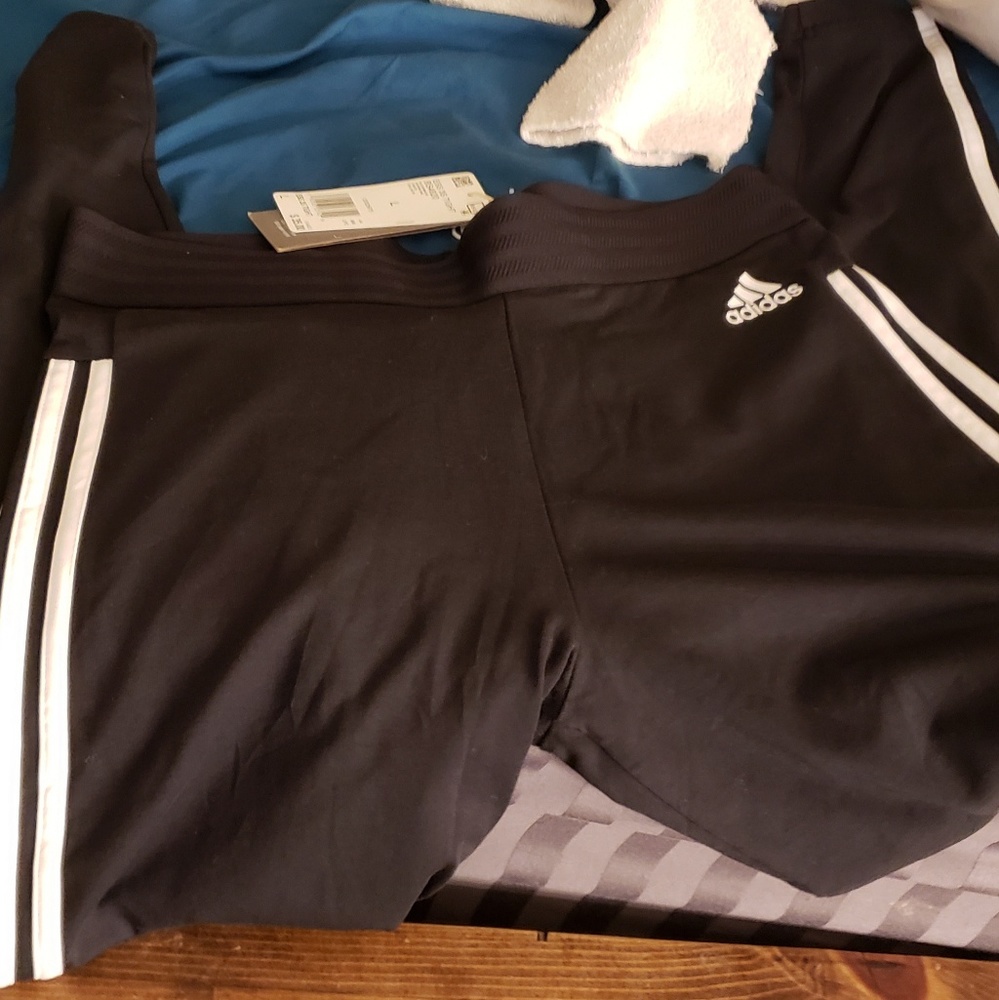 Adidas leggings